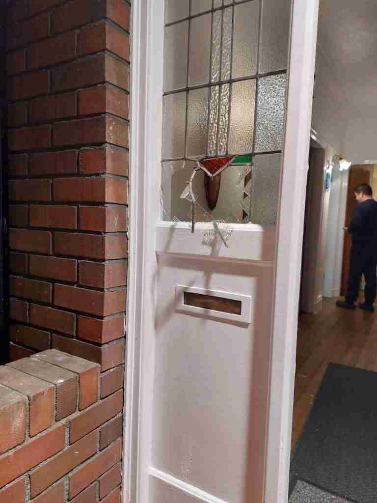 Emergency Glazier