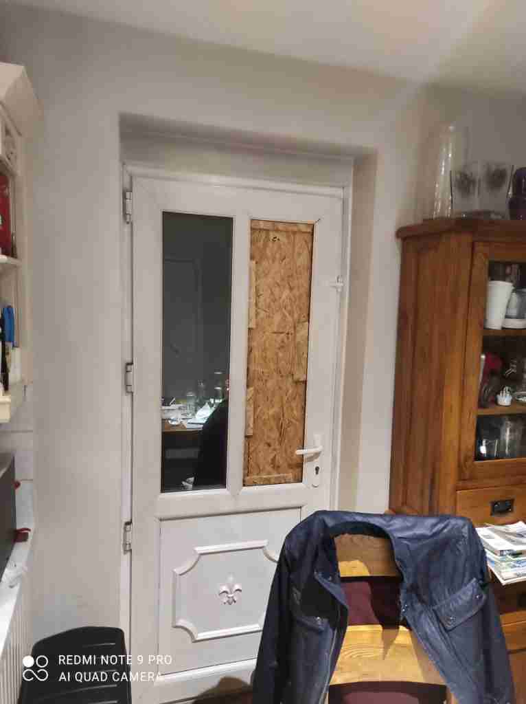 Emergency Glazier
