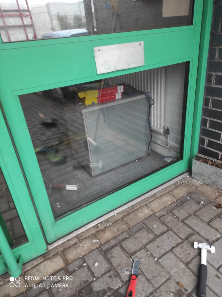 New Glass Repaired