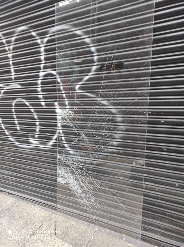 Emergency Glazier