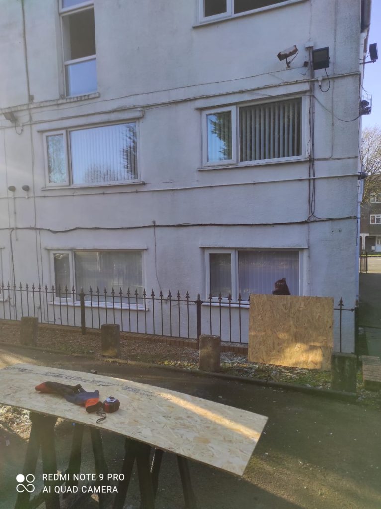 Emergency Glazier