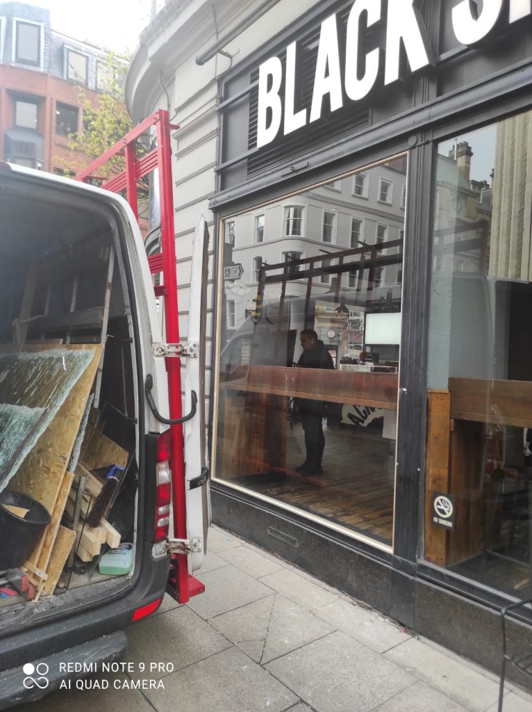 Emergency Glazier